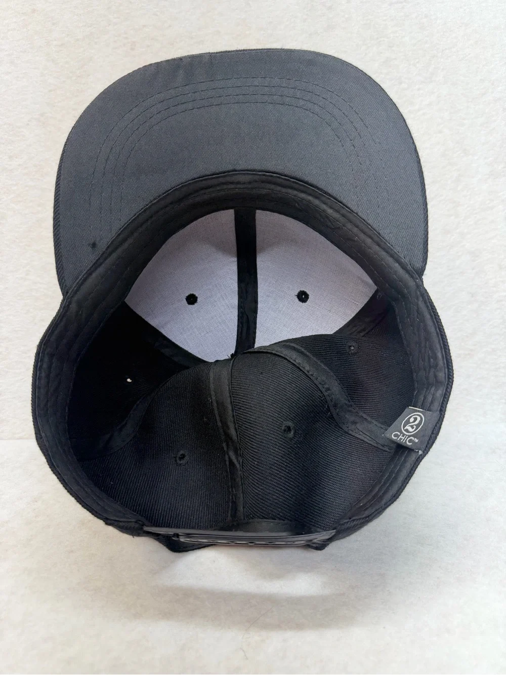 chic Pom Pom Black Baseball Cap